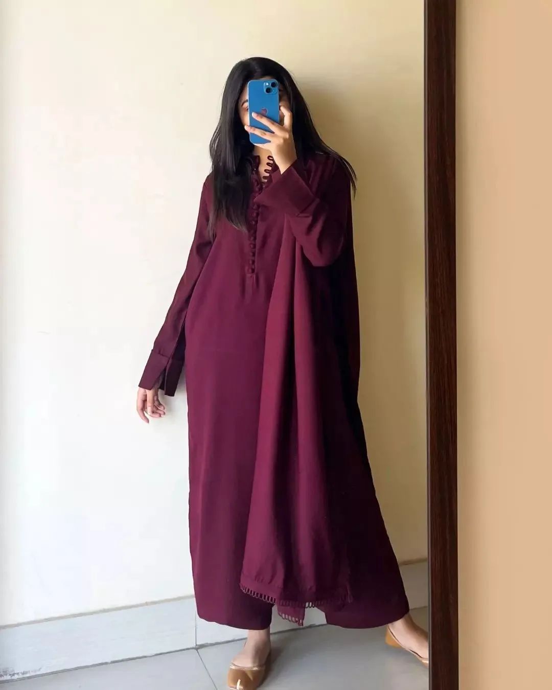 Basic plum-stitch dress winter